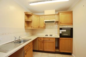 KITCHEN- click for photo gallery